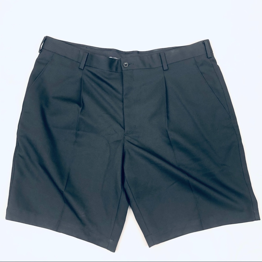 NIKE GOLF Dri-Fit Flat Front Black Shorts Size 40